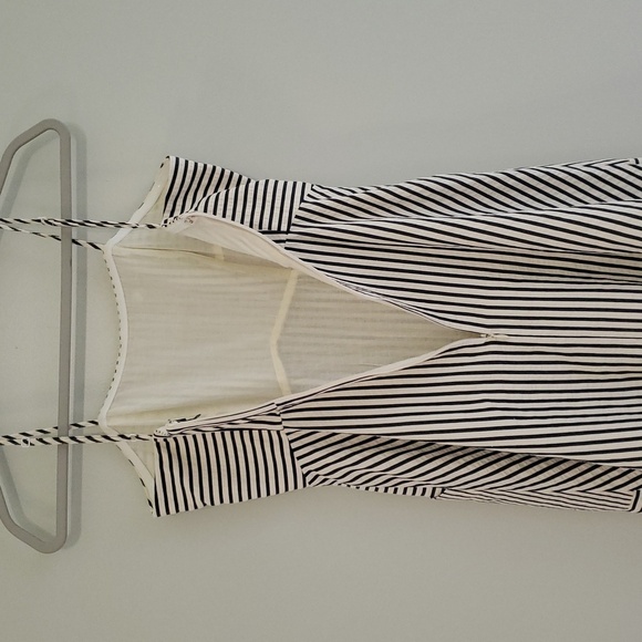 Eclair Mini Sundress XS Navy Blue Cream Ivory Striped Seersucker Pockets Straps - Picture 10 of 15